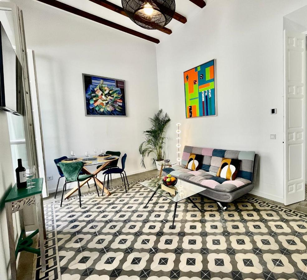 Picasso'S Tres Puertas 4 Bedrooms Málaga Exterior foto